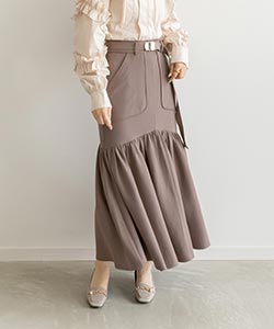 【SALE】ベルト付き裾フレアロングスカート