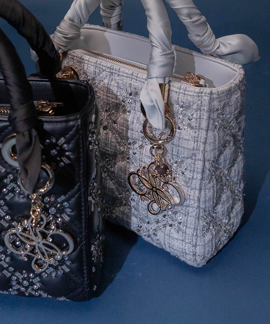 【LUXURY ITEM】ビジューキルティングバッグ


