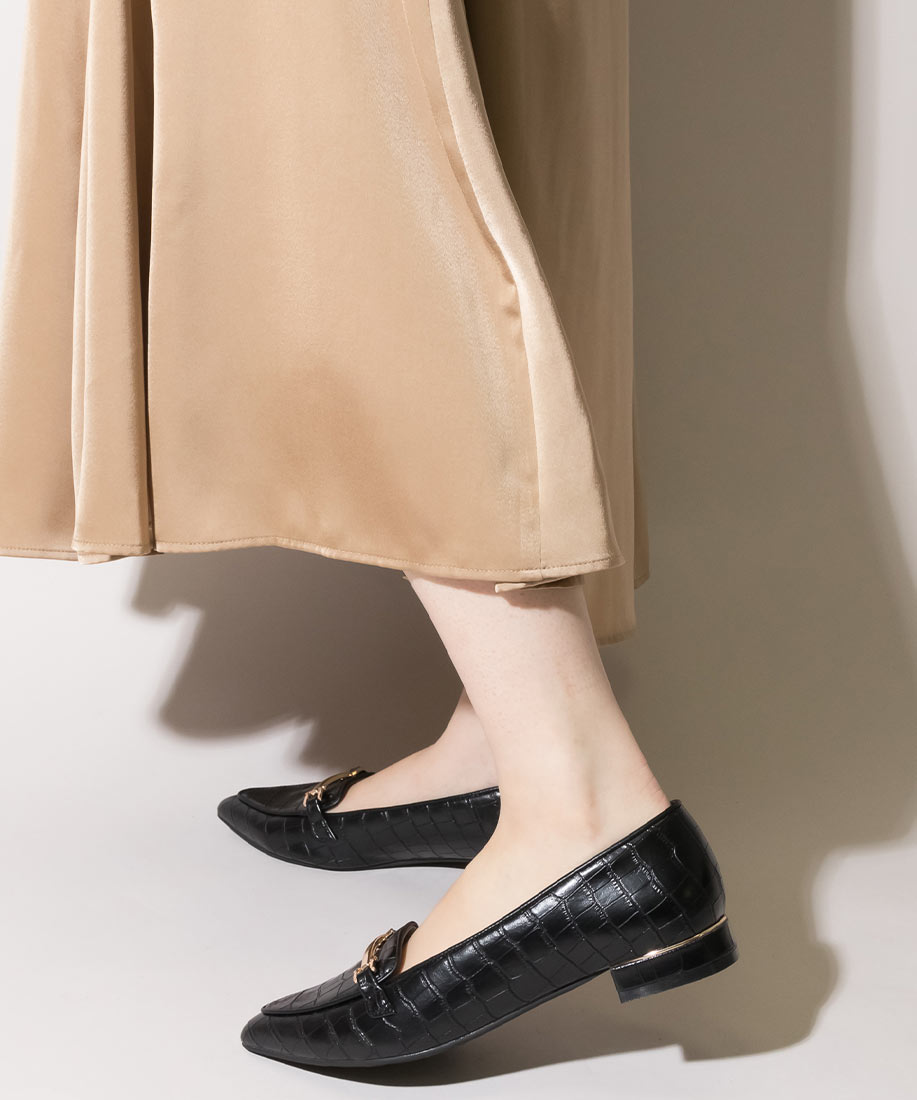 シューズレディース パンプス アパレルの通販 Randa公式サイト Sale 3e幅広 ポインテッドトゥビットパーツフラットシューズ Sサイズ ベージュ シューズ一覧