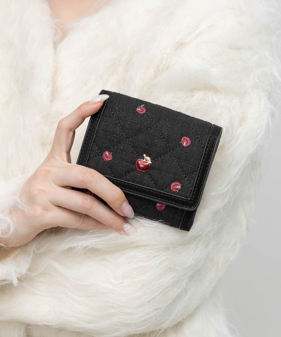 Cherry ＆ Apple Collection】キルティング三つ折りウォレットRANDA