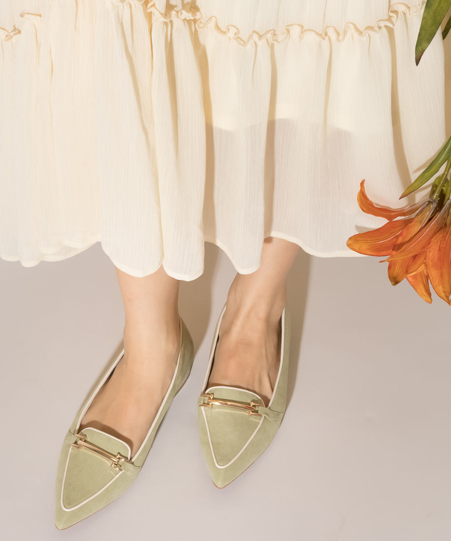 シューズレディース パンプス アパレルの通販 Randa公式サイト Sale 3e幅広 ポインテッドトゥビットパーツフラットシューズ Sサイズ ベージュ シューズ一覧