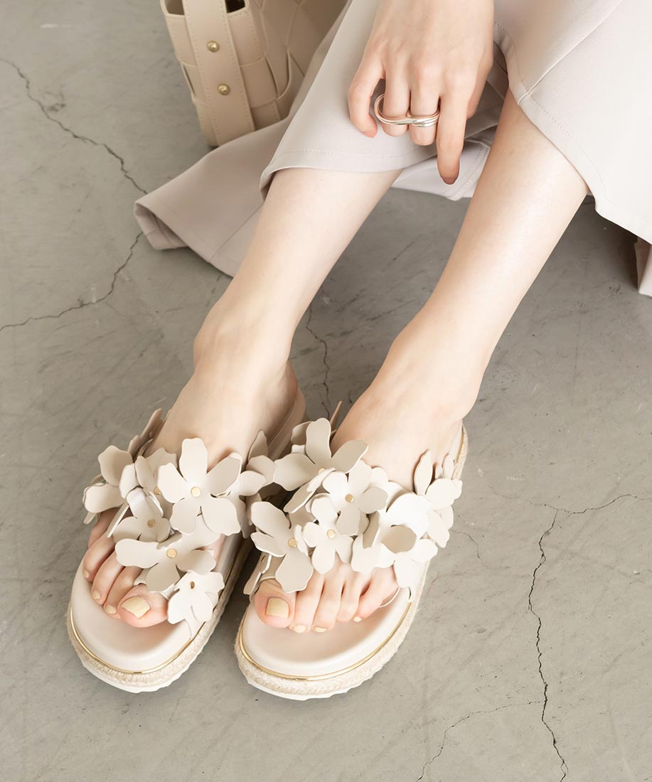 フラワーパーツスポーツサンダルranda公式サイト