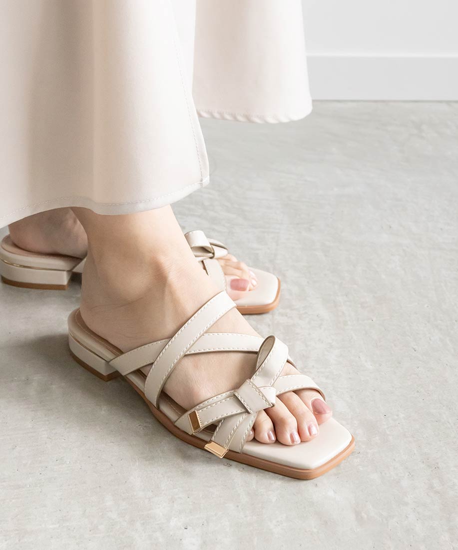 SALE】アシンメトリーリボンフラットミュールサンダルRANDA公式