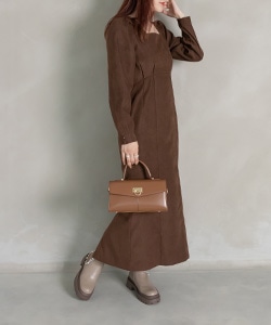 【SALE】タックショルダーIラインワンピース