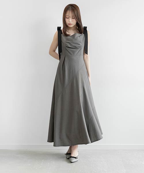 ドレープアシンメトリーワンピース