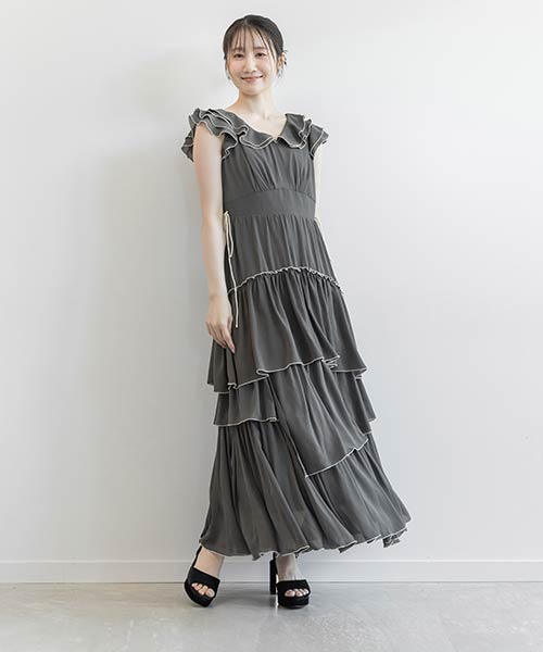ラッフルティアードシフォンワンピース