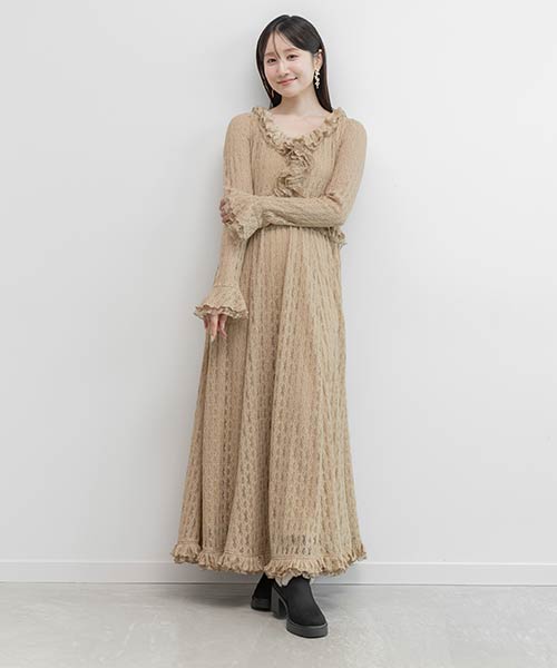 ストレッチレースラッフルワンピース