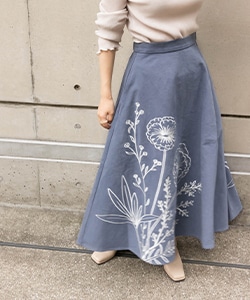 【SALE】オリジナルフラワー刺繍スカート