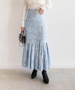 【SALE】ジャガード裾タックマキシスカート