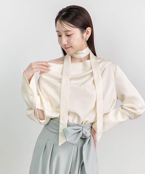 【SALE】サテンドレープブラウス