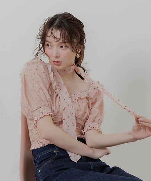 【Cherry＆Strawberry】チェリープリントフリルクロップドブラウス