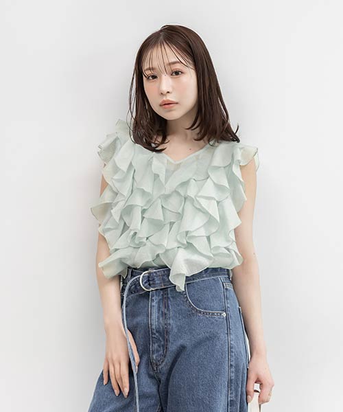 シアーラッフルノースリーブブラウス