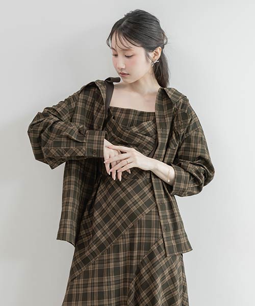 マルチWAY モノグラム刺繍オーバーサイズシャツ
