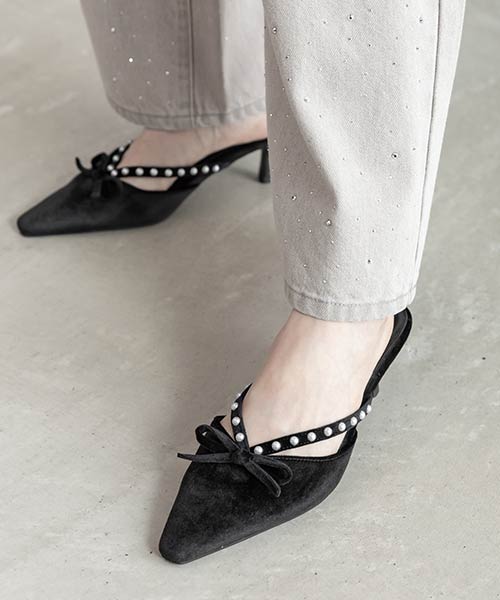 【26AW】パールベルトミュールパンプス