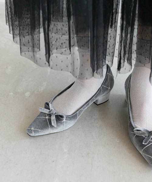 【SALE】ビーズ×キルティング リボン ローヒールパンプス