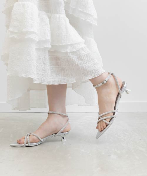 ビジュークロスストラップサンダル