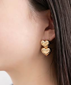 【SALE】モノグラムハートアシンメトリーピアス
