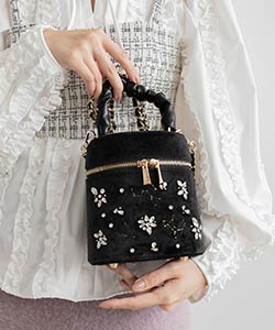 【Holiday Collection】ビジュー×刺繍2WAYミニバニティバッグ