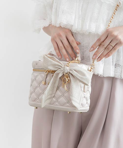 新色/2WAY リボンチャームキルティングバニティバッグ