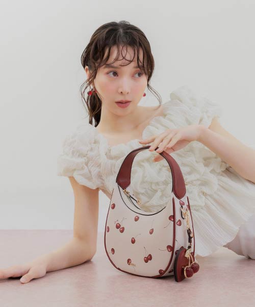 【Cherry＆Strawberry】2WAY ハーフムーンショルダーバッグ