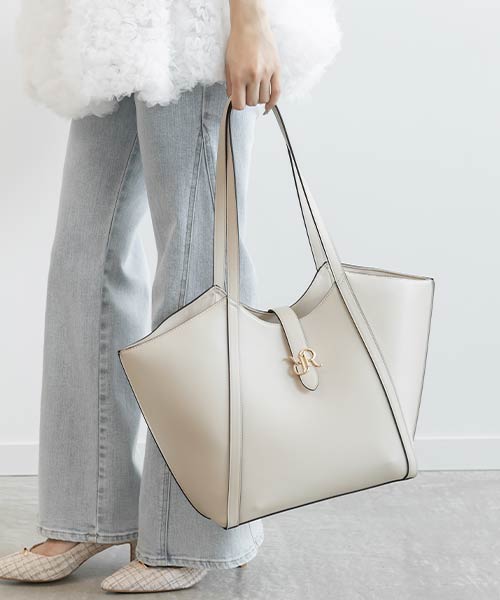 【26AW】【A4対応】ロゴベルトトートバッグ