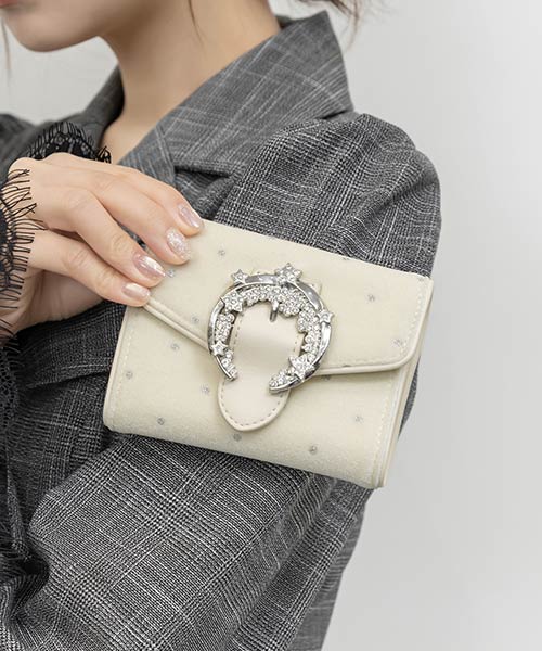 【Holiday Collection】ビジューバックルベロアウォレット