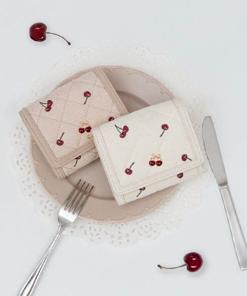 【Cherry & Apple Collection】キルティング三つ折りウォレット
