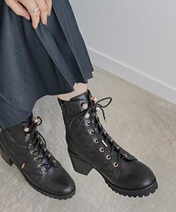 【SALE】パールデザインレースアップショートブーツ