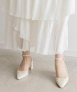 【23AW】異素材コンビバックストラップパンプス