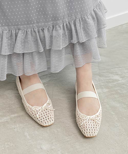 ラフィアライクフラットパンプス