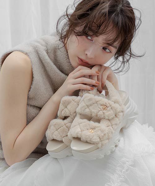 【25AW】キルティングファースポーツサンダル