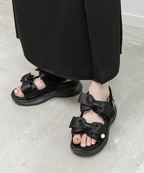 サテンリボンスポーツサンダル