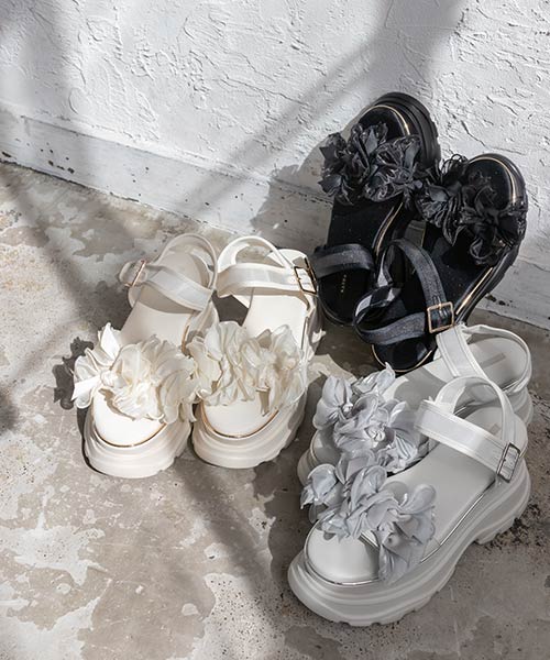 ミニリボンボリュームソールスポーツサンダル