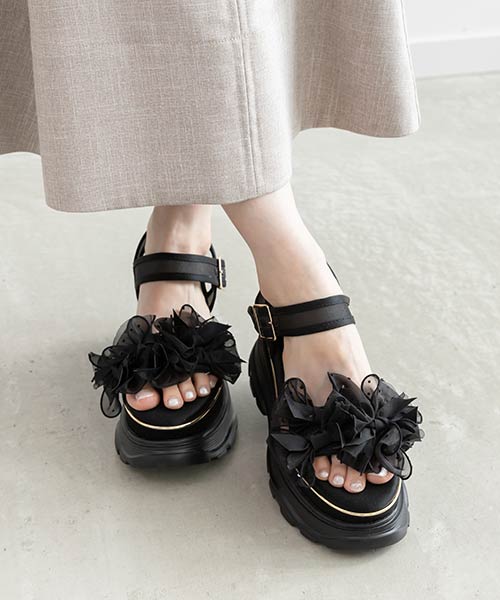 ミニリボンボリュームソールスポーツサンダル