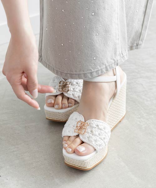 モノグラムパーツウェッジソールサンダル