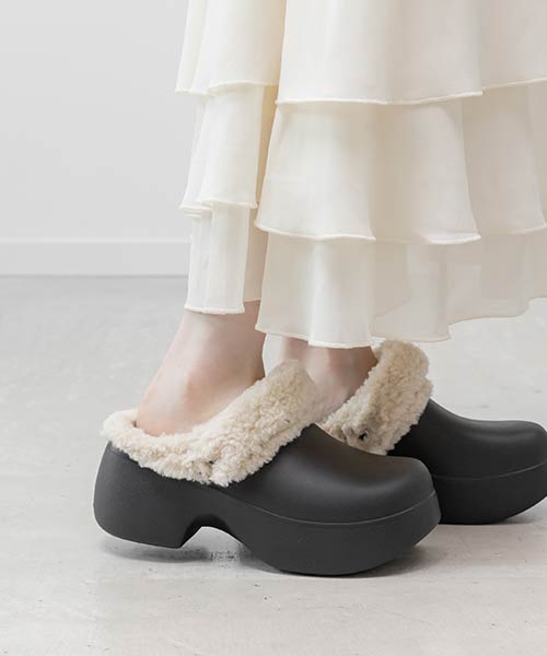 ボアデザインリカバリークロッグサンダル